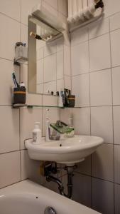 Cozy and Central Private Room in Berlin Moabit