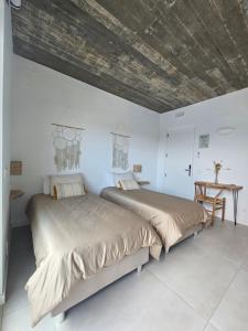 Sunset Guesthouse - Hiking & Beach