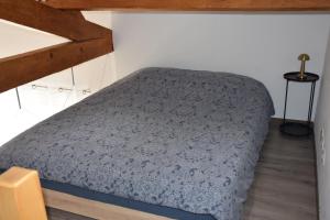 LE SIGOU - Studio avec chambre sur Mezzanine, Jardin et parking sécurisé