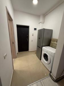 35 bis Tineretului Street, building 2