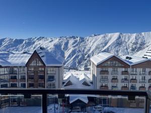 Premium apartment with amazing views, New Gudauri