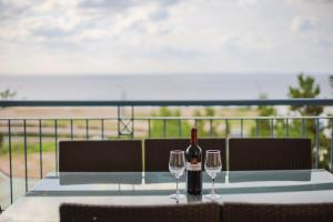 H&O Golden Sunset View Apartment