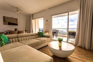 H&O Golden Sunset View Apartment