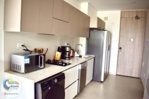 Cozy apartment with sea view