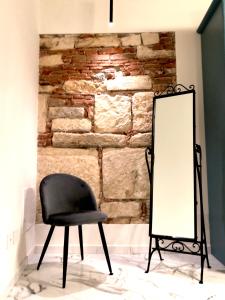 R&J Collection Arena Cozy Balcony Gold&Silver