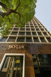 Hideout Studio Rio - próximo ao metrô - Portaria 24 horas - Rooftop Piscina e Vista Panorâmica