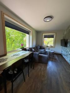 Piękne Apartamenty Biały Dunajec , Jacuzzi , Sauna, Darmowy parking, Kominki w apartamentach, Widok na góry