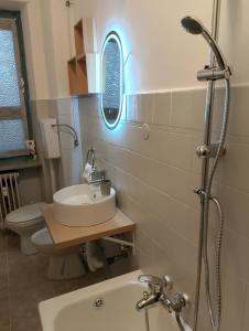 Home & Holiday Bizzozzero