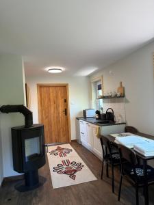 Piękne Apartamenty Biały Dunajec , Jacuzzi , Sauna, Darmowy parking, Kominki w apartamentach, Widok na góry