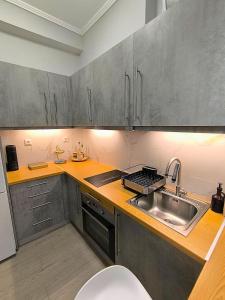 Stylish Urban Studio in Goudi