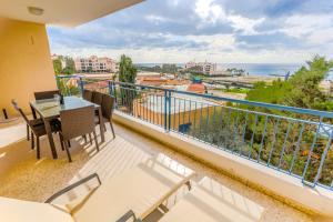 H&O Golden Sunset View Apartment