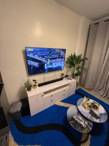 Royal suburb by Tsavo