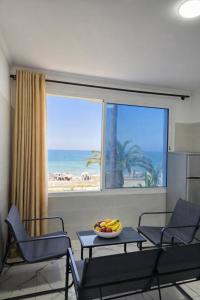 Blue Wave Appartement - Beachfront Balcony