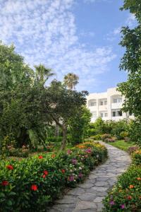 Blue Wave Appartement - Beachfront Balcony