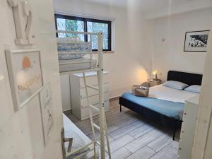 Blife Sunya private rooms near airport and nature