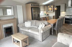 Rockley Park, Stunning Sea View, Close to Beach