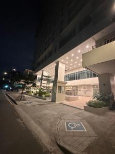 Park McKinley West 1BR Suite