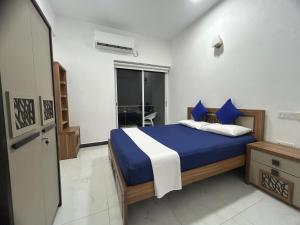 Direct Sea View Fully Furnished Luxury Apartment