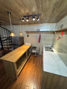 Bách Xanh House. Nhà Gác Lửng