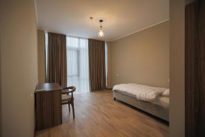 Nabada Hotel - Riverside