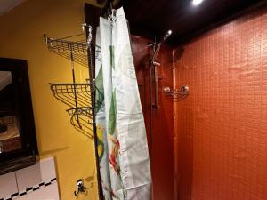 Sleeps 1- Retro Decor-Cosy- Parking-WiFi- Bbq