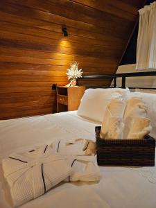 Aframe romântico de luxo na serra Cabana Aguimô