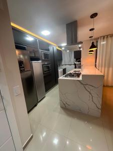 Seu refúgio em Bombinhas, conforto e pé na areia