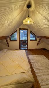 Căbănuța Lisa, the refuge in the heart of the mountain