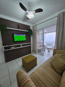 Praia Grande - Costa do Sol pé na areia frente mar