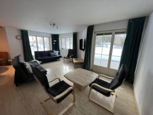 Hurst Haus, Bergün - Preda run and near Davos for WEF