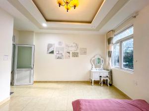 Golden Hills Đà Lạt - Hồng Châu Villa