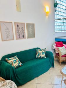 Casa Verde Bertioga, um espaço cheio de charme com três praias - Indaiá, Pedra Selada e Riviera de São Lourenço para visitar a pé!