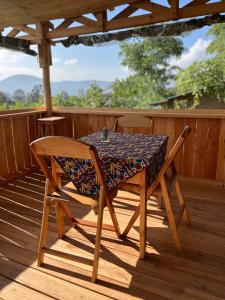 Aika Sunrise - Your Home in the Hills