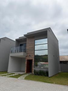 Casa nova na Gamboa, Conforto perto da praia