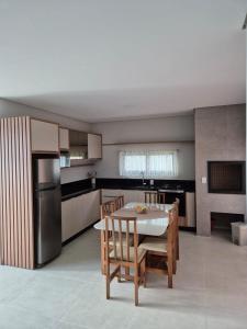 Casa nova na Gamboa, Conforto perto da praia