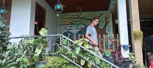 White Arcadia cottage