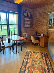 Distilled Calm Private Retreat mit Sauna und Verkostung