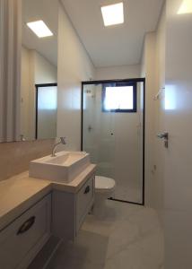 Apartamento Alto Padrão Mariscal - 3 Quartos, AC, Garagem Dupla