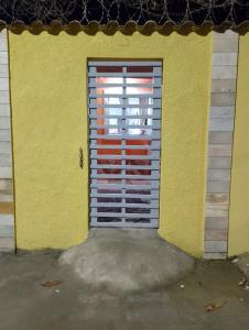 Kitnet a 150 metros da praia de Peruíbe - São Paulo