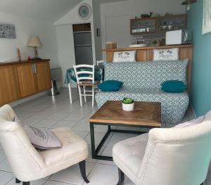 Maison, piscine de la Résidence,plage et port de La Cotinière à 100 m