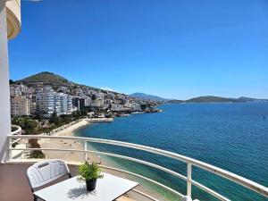 Luxury Apartment Amazing View In Saranda