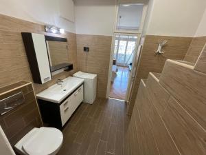 Central City Stylish Apartment