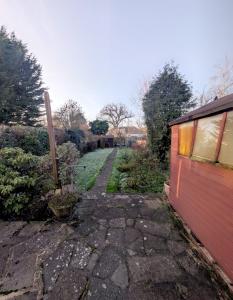 Spacious House in Ruislip Free Parking Near Tube