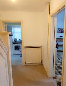 Spacious House in Ruislip Free Parking Near Tube