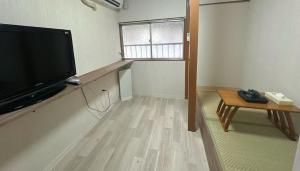 双魚の宿 東向島1 1駅 Skytree and 2駅 Asakusa