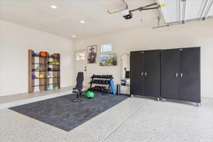 Dutchman Copper Ranch - Rooftop patio, Heated pool, Mtn Views, Waterslide