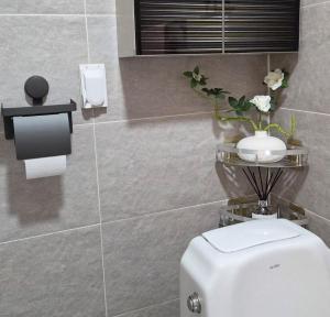 투-제이 하우스