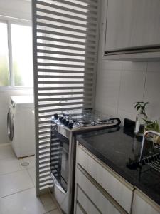 Apartamento ensolarado e com muito verde - Sunny apartment with lots of greenery