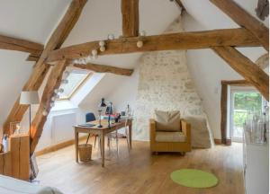 Renovated 18Th-Century House Near Guédelon
