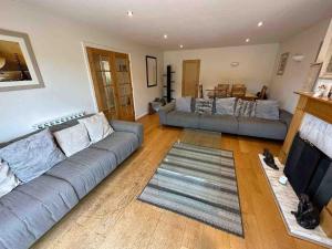 Three Bedroom Family Holiday Home With Gym!